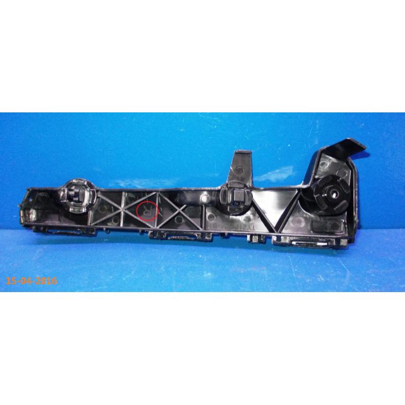 TOYOTA HILUX VIGO (KUN26) 2011 2/4DOOR FRONT BUMPER BRACKET RH (TYN07J-1014B-RNNA)