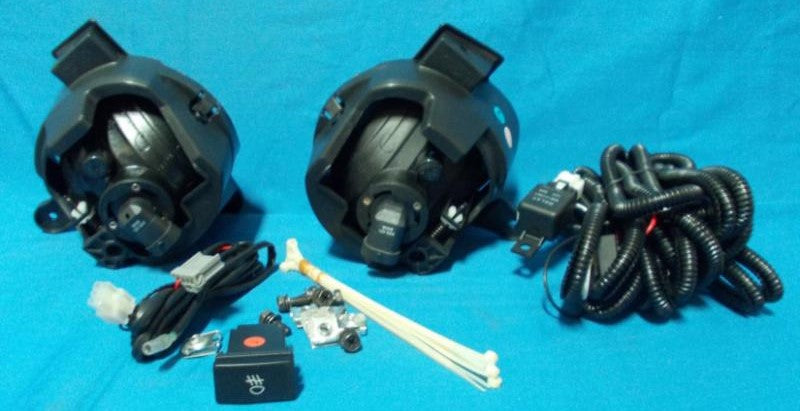 TOYOTA HILUX VIGO (KUN26) 2011 4DOOR FOG LAMP SET (TYN07K-403AA-SNNX)